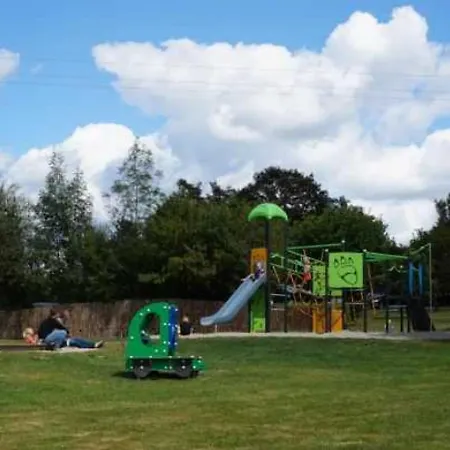 Camping Chalet 4 Etoiles - Parc Aquatique - Eecgcf *